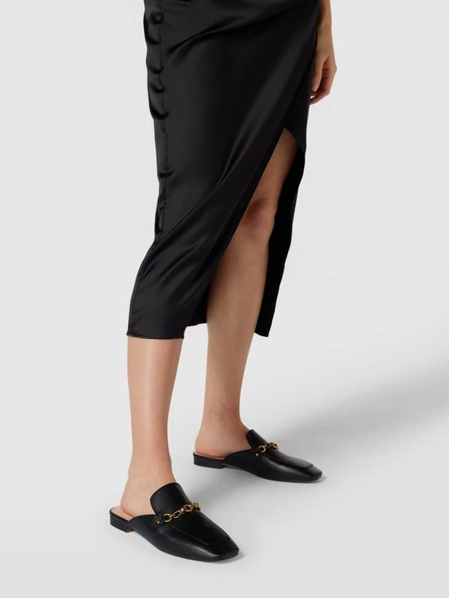 Bestes Angebot ? Guess Pantolette Mit Gliederkette - Schwarz ?