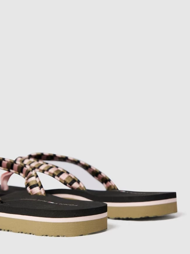 Coupon ? Tommy Hilfiger Zehentrenner Mit Label-Applikation - Schwarz ? â Bild 3