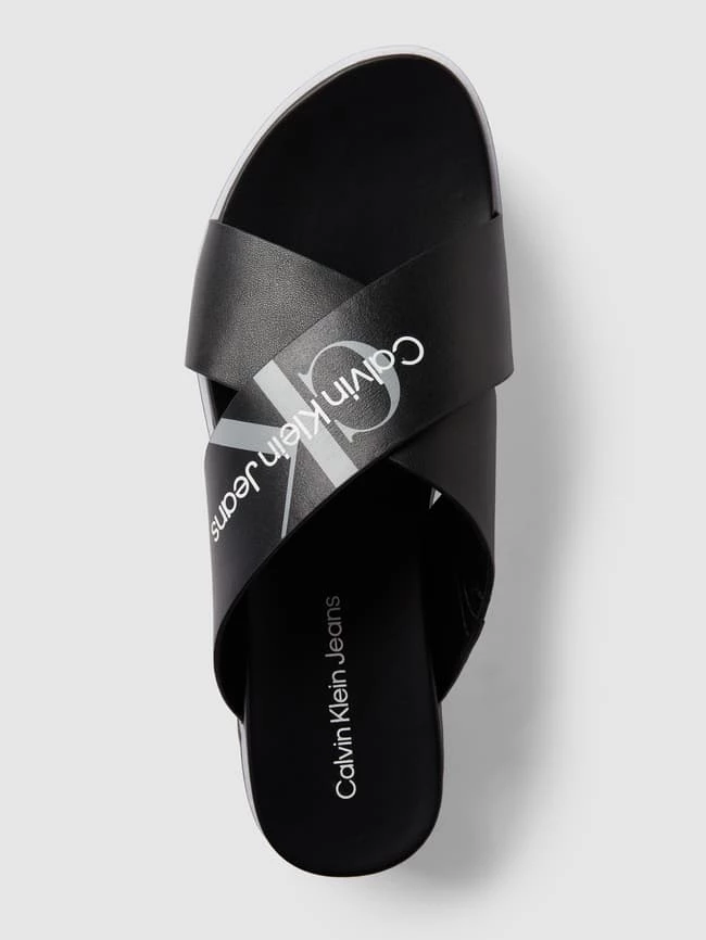 Bestes Angebot ? Calvin Klein ? Jeans Pantolette Mit Plateausohle - Schwarz ? – Bild 5