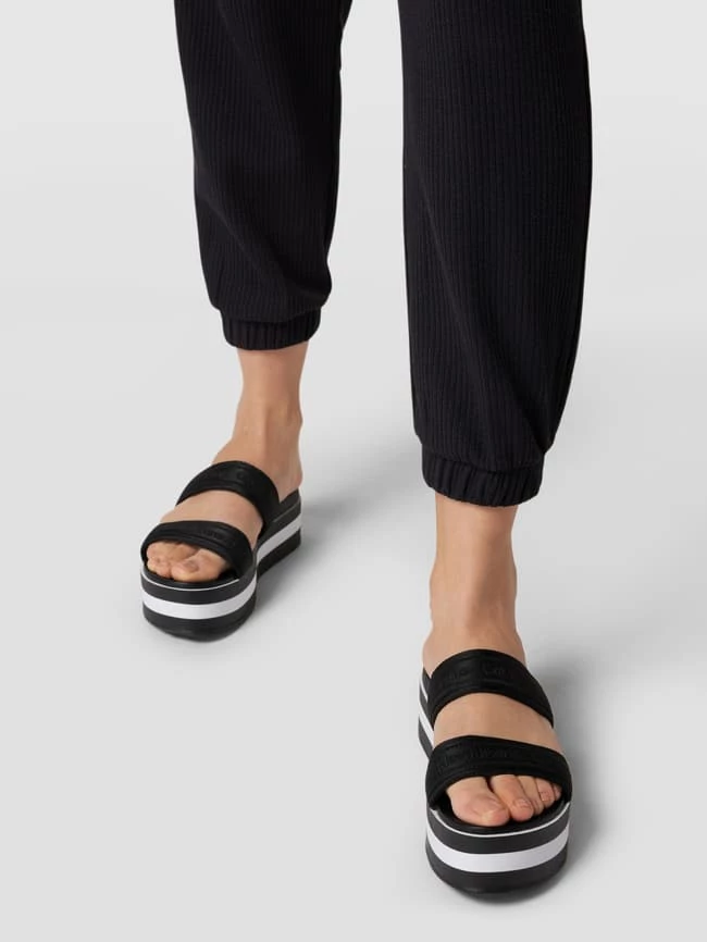 Aktion ? Calvin Klein ? Jeans Slides Mit Plateausohle - Schwarz ?